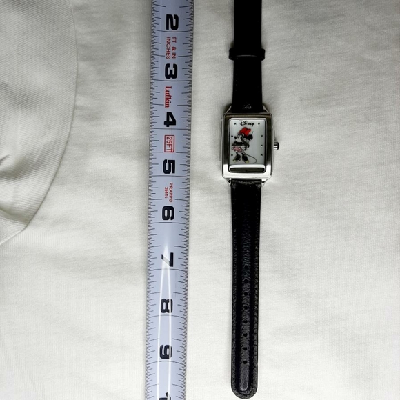 Disney Minnie Mouse Watch Set - Picture 5 of 6